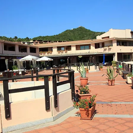 In Di Arzachena, Sardinia 카니지오네
